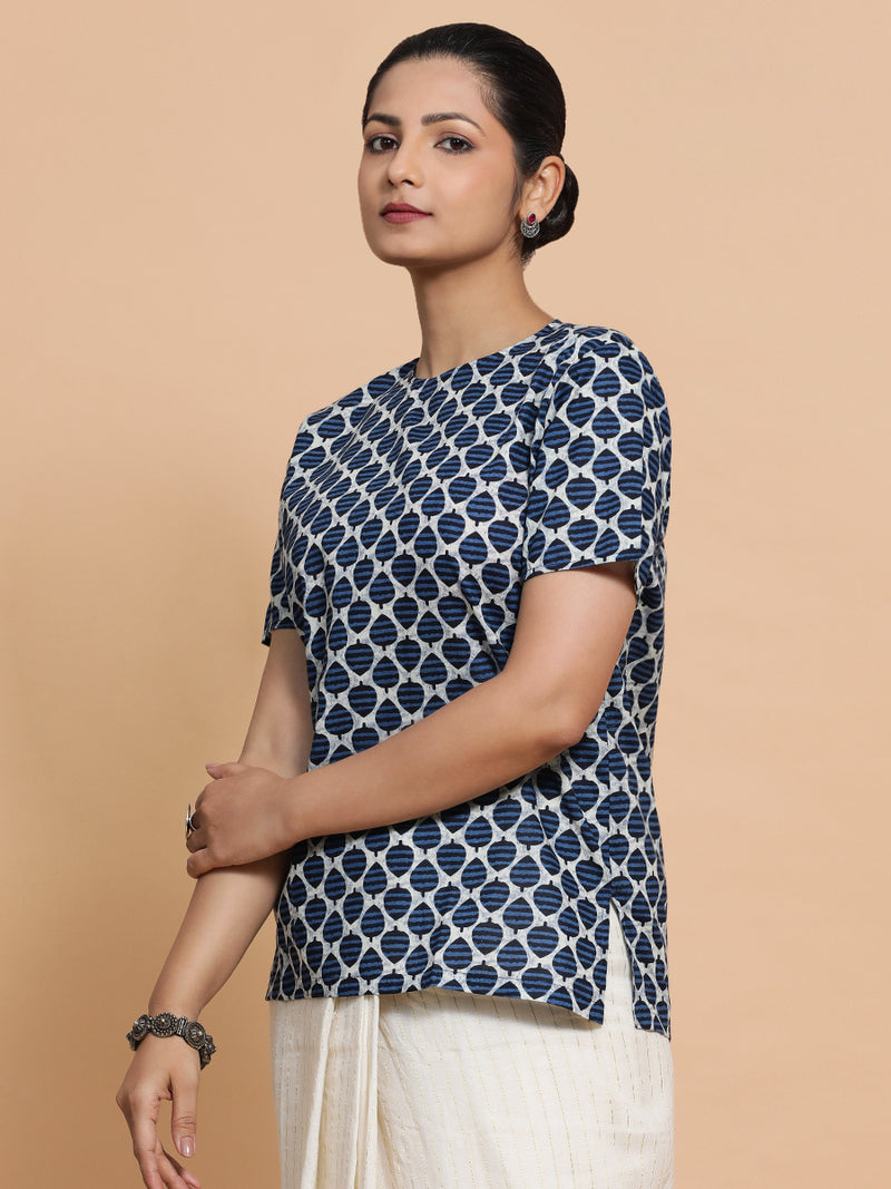 Mariam x Rozaana | Short Sleeves Cotton Saree Blouse in Indigo Blue Leaf Block Print Fabric-Binks