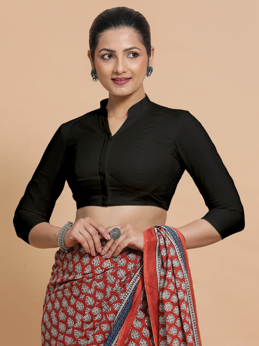 Minal x Rozaana Saree Blouse, in Black Cotton, featuring three quarter sleeves and mandarin collar neckline (view 7).