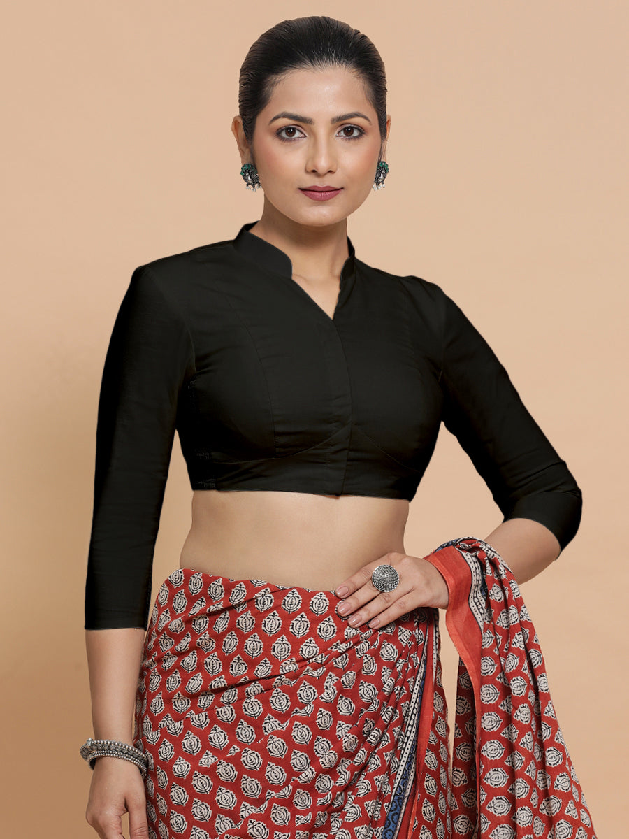 Minal x Rozaana Saree Blouse, in Black Cotton, featuring three quarter sleeves and mandarin collar neckline (view 8).