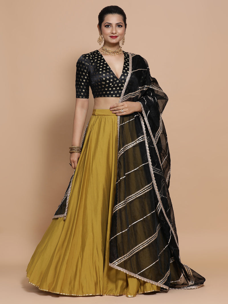 Nida x Tyohaar | Elbow Sleeves Satin Viscose Saree Blouse in Black Butta Fabric-Binks