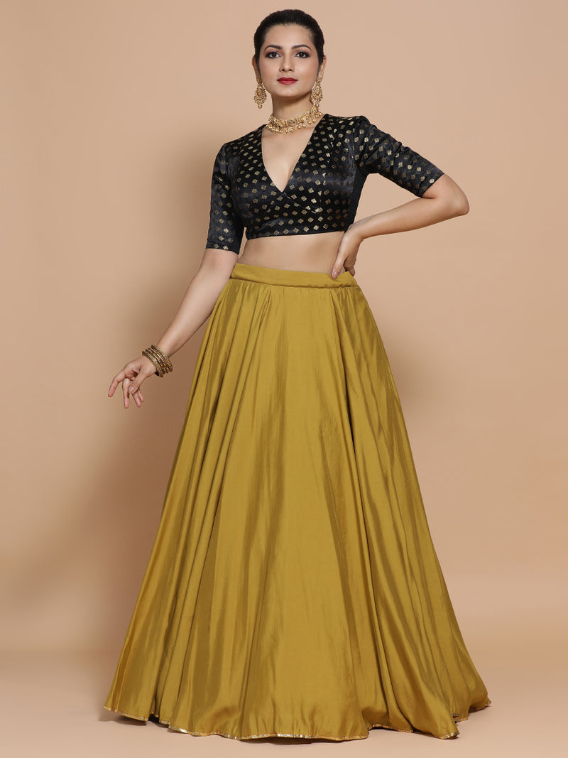 Nida x Tyohaar | Elbow Sleeves Satin Viscose Saree Blouse in Black Butta Fabric-Binks