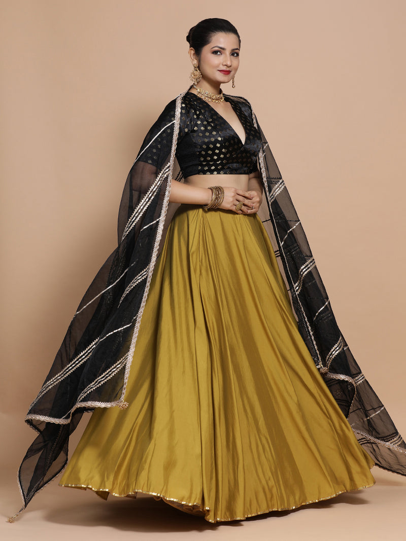 Nida x Tyohaar | Elbow Sleeves Satin Viscose Saree Blouse in Black Butta Fabric-Binks