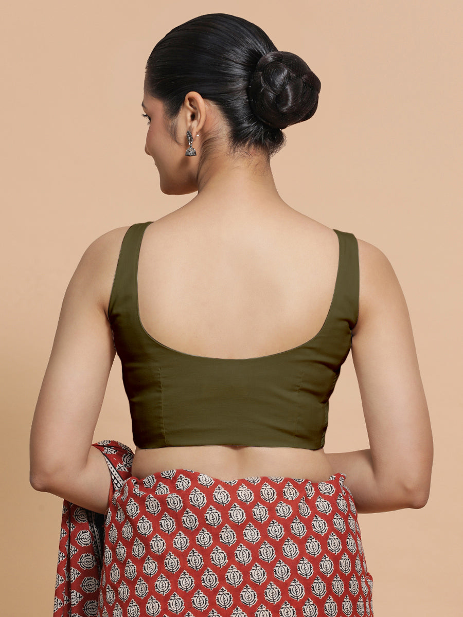 Nisha x Rozaana Saree Blouse, in Green Linen, featuring sleeveless and round neckline, made for daily & work (view 2).