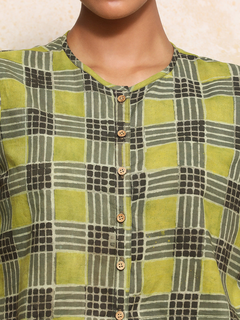 Ojaswini x Rozaana | Elbow Sleeves Saree Blouse in Olive Grid Block Print Cotton-Binks