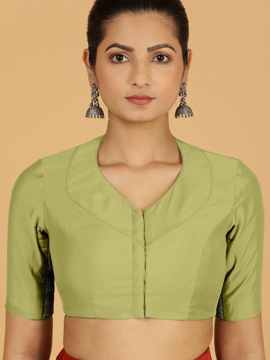 Pallavi x Rozaana Saree Blouse, in Green Viscose, featuring elbow sleeves (view 5).