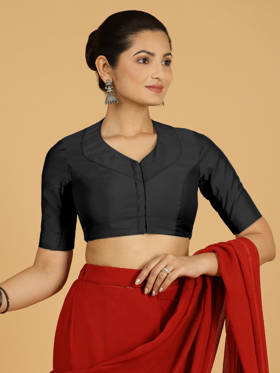 Pallavi x Rozaana Saree Blouse, in Black Viscose, featuring elbow sleeves and curved v-neckline, made for daily & work (view 6).