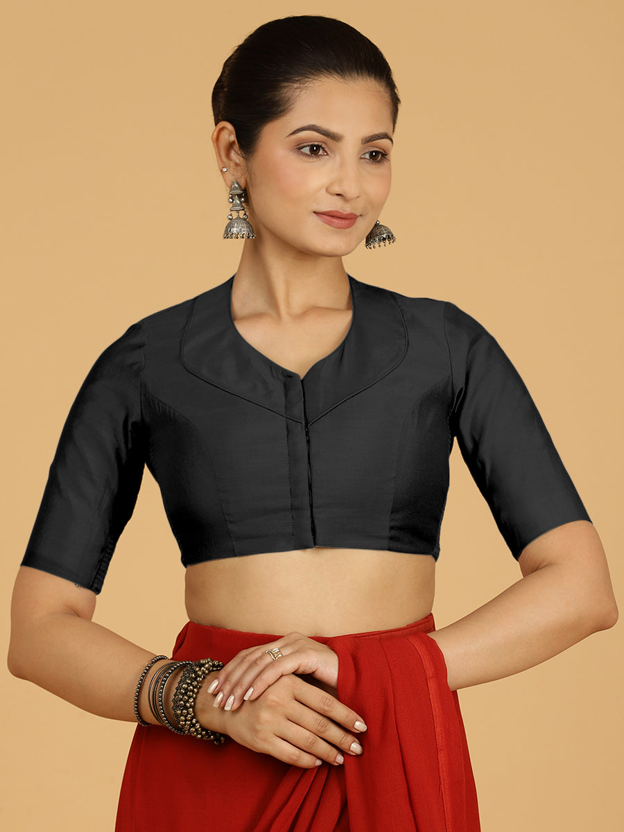 Pallavi x Rozaana Saree Blouse, in Black Viscose, featuring elbow sleeves and curved v-neckline, made for daily & work (view 8).