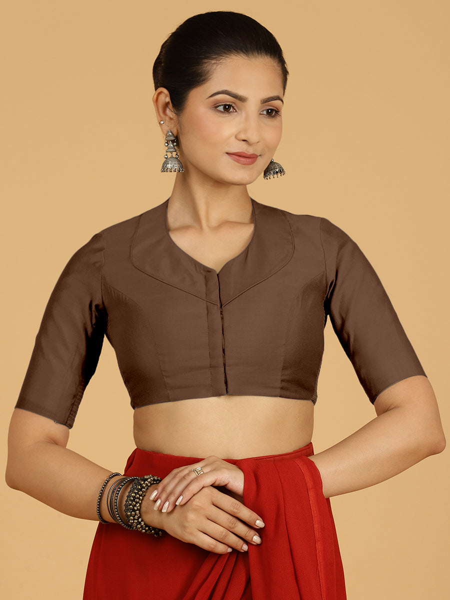 Pallavi x Rozaana Saree Blouse, in Brown Viscose, featuring elbow sleeves and curved v-neckline, made for daily & work (view 7).