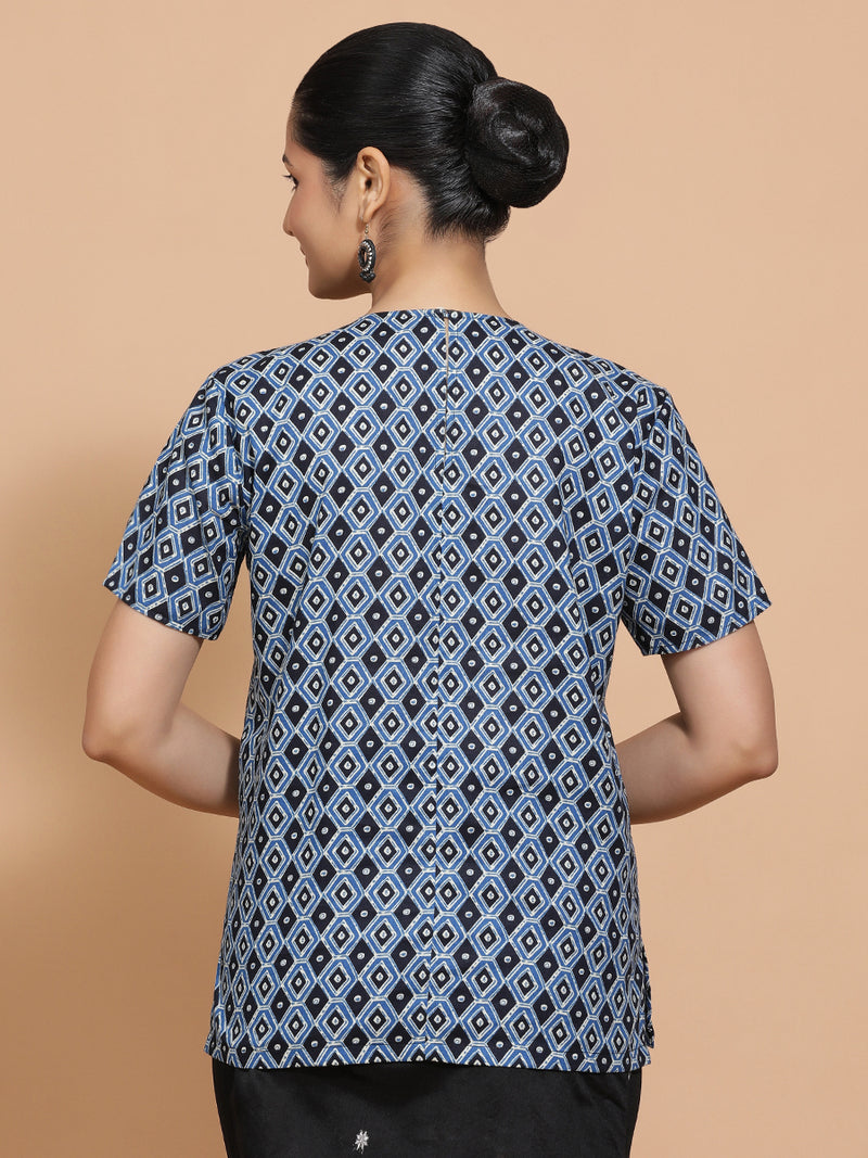 Pooja x Rozaana | Short Sleeves Cotton Saree Blouse in Indigo Blue Geometric Block Print Fabric-Binks