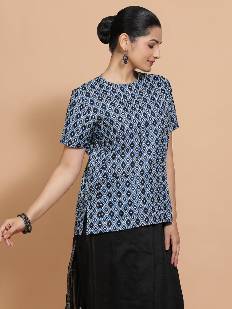 Pooja x Rozaana | Short Sleeves Cotton Saree Blouse in Indigo Blue Geometric Block Print Fabric-Binks