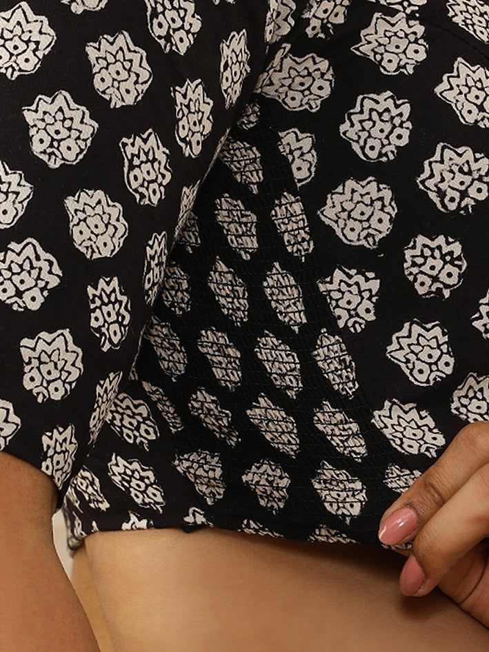 Prabha x Rozaana Saree Blouse, in Black 100% Cotton - Block Printed, featuring elbow sleeves and v-neckline (view 3).