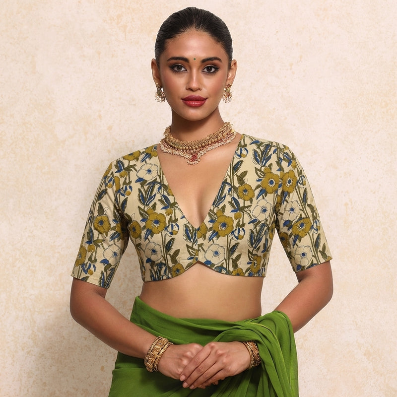 Prabha x Rozaana Saree Blouse, in Cream 100% Cotton - Block Printed, featuring elbow sleeves and v-neckline (view 6).