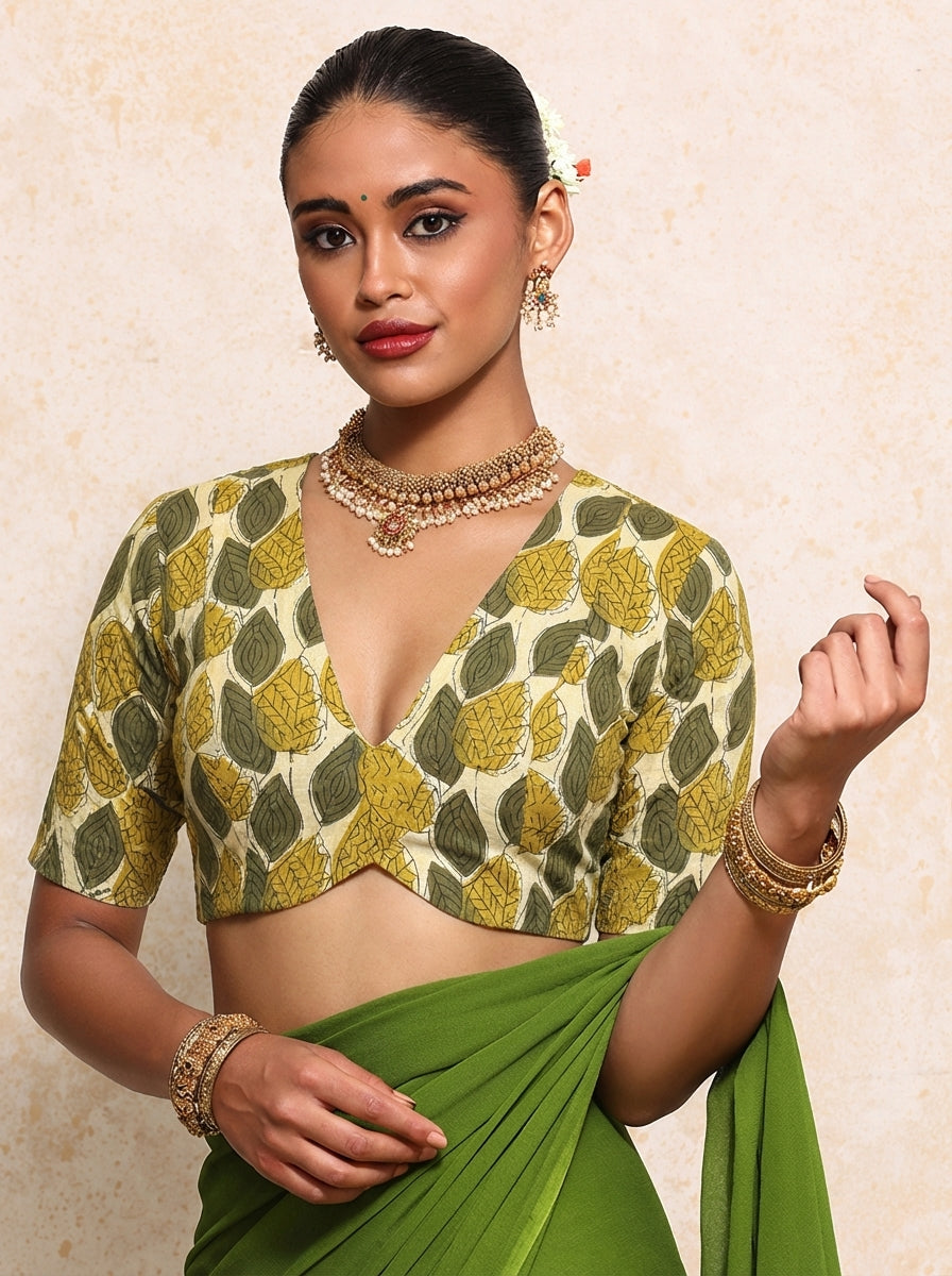 Prabha x Rozaana Saree Blouse, in Cream 100% Cotton - Block Printed, featuring elbow sleeves and v-neckline (view 8).