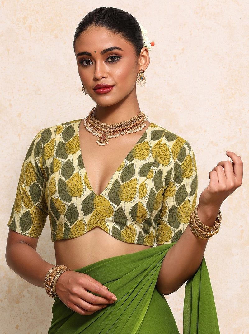 Prabha x Rozaana Saree Blouse, in Cream 100% Cotton - Block Printed, featuring elbow sleeves and v-neckline (view 8).