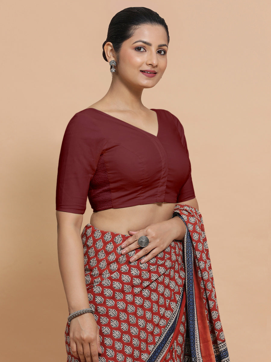 Pragya x Rozaana Saree Blouse, in Maroon Cotton, featuring elbow sleeves and v-neckline, made for daily & work (view 8).
