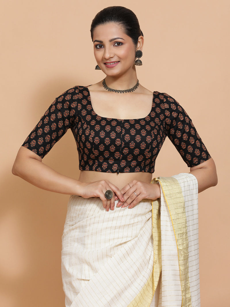 Pranavi x Rozaana | Elbow Sleeves Cotton Saree Blouse in Black Peacock Block Print Fabric-Binks