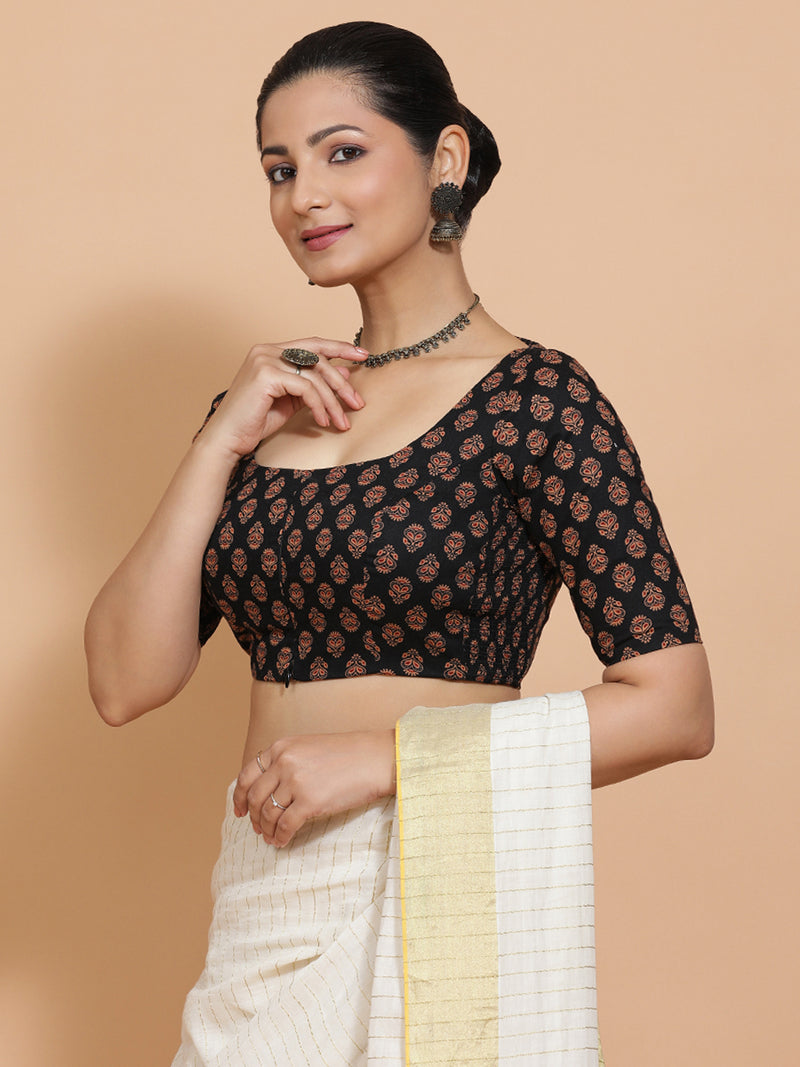 Pranavi x Rozaana | Elbow Sleeves Cotton Saree Blouse in Black Peacock Block Print Fabric-Binks