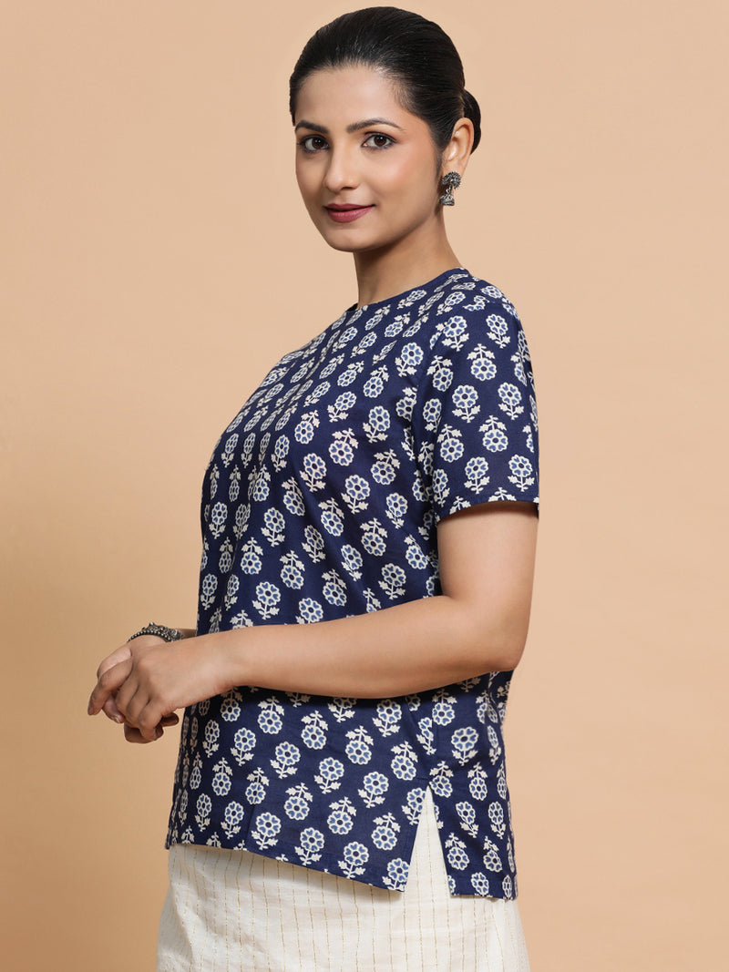 Priyanka x Rozaana | Short Sleeves Cotton Saree Blouse in Indigo Blue Flower Block Print Fabric-Binks
