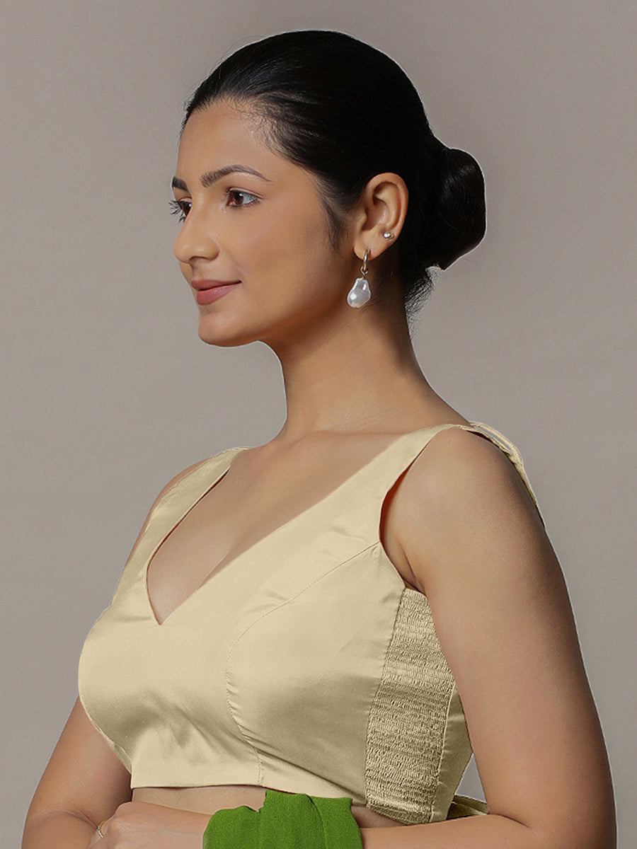Raisa x Rozaana Saree Blouse, in Cream Vegan Silk, featuring sleeveless and curved v-neckline, made for party & festive.