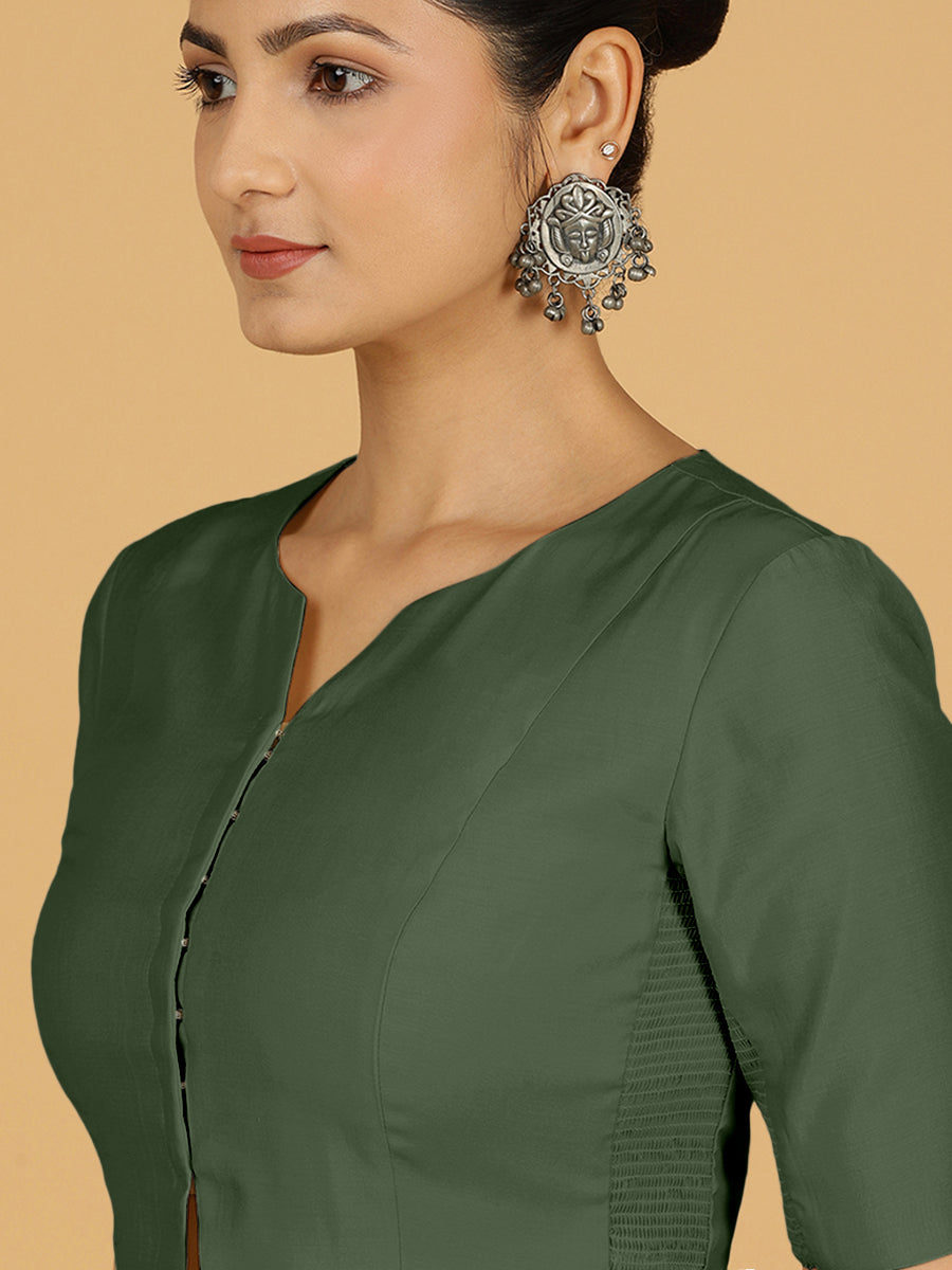 Rekha x Rozaana Saree Blouse, in Green Viscose, featuring elbow sleeves and round neckline, made for daily & work (view 5).