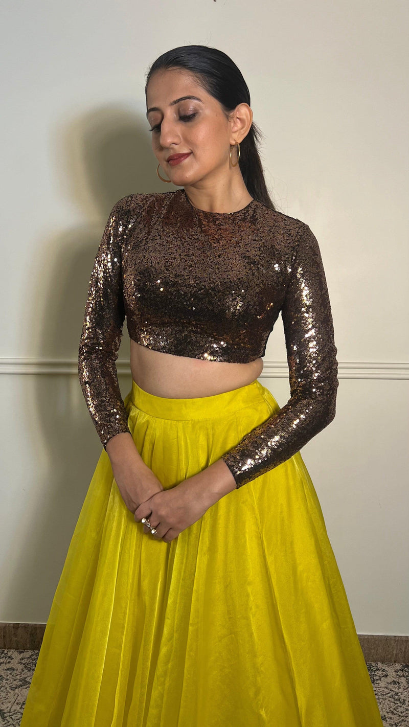 Reva x Tyohaar | Full Sleeves Gold Sequined Shimmer Saree Blouse with Jewel Neck-Binks