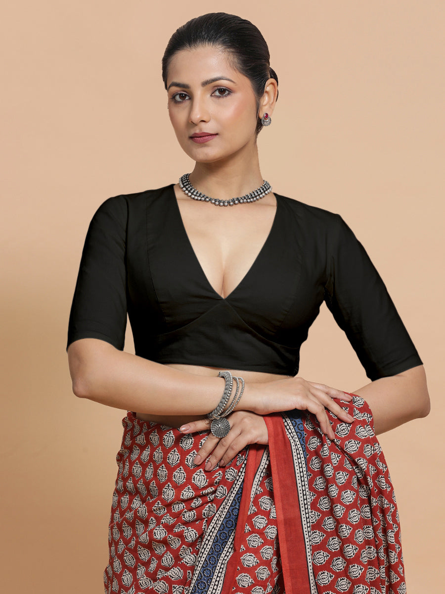 Riddhima x Rozaana Saree Blouse, in Black Cotton, featuring elbow sleeves and v-neckline, made for daily & work (view 8).