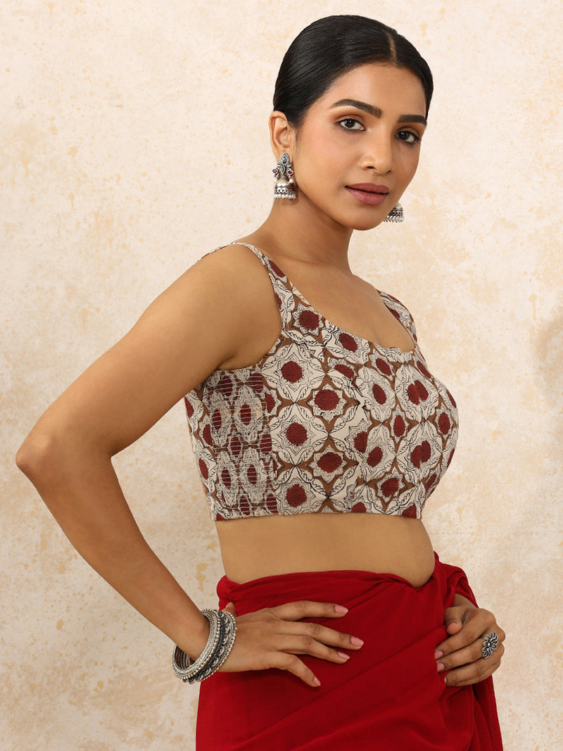 Ritu x Rozaana Saree Blouse, in Cream 100% Cotton - Block Printed, featuring sleeveless and round neckline (view 8).