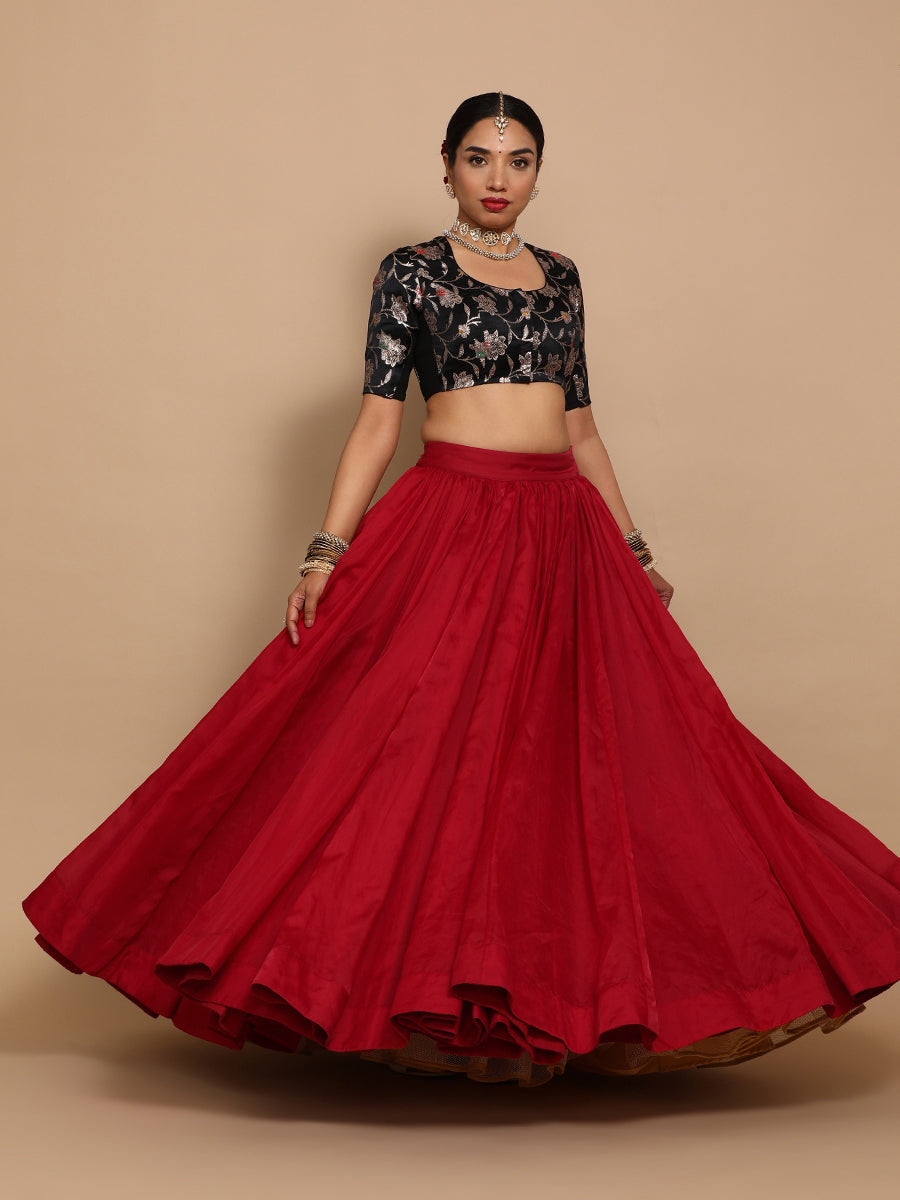 Saanvi x Tyohaar Saree Blouse, in Black Embroidery & Brocade, featuring elbow sleeves and pot neckline (view 6).