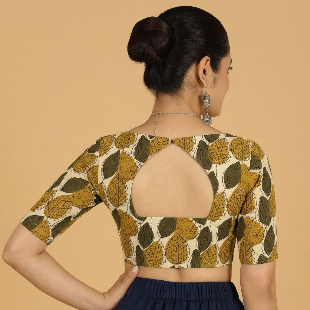 Saaya x Rozaana Saree Blouse, in Green 100% Cotton - Block Printed, featuring elbow sleeves and stylised neckline (view 2).