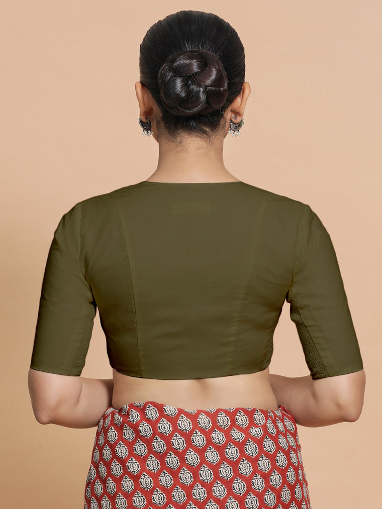 Sadia x Rozaana Saree Blouse, in Green Linen, featuring elbow sleeves and round neckline, made for daily & work (view 2).
