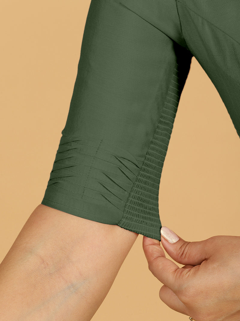 Salma x Rozaana | Elbow Sleeves Saree Blouse in Pine Green-Binks