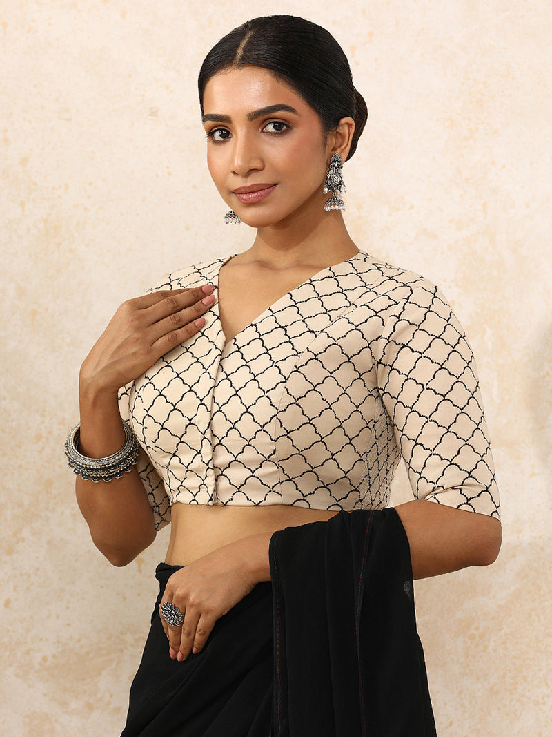 Shabun x Rozaana | Elbow Sleeves Saree Blouse in Cream Fishscale Block Print Cotton-Binks