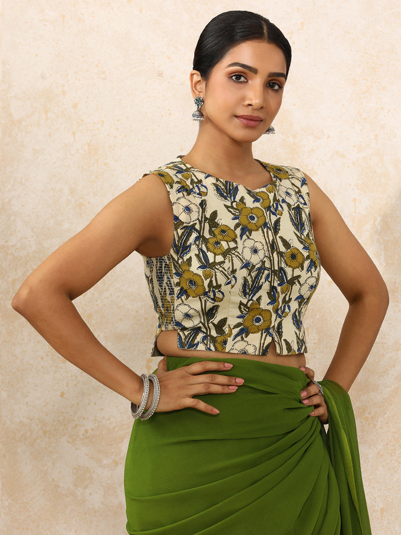 Sharmeen x Rozaana | Sleeveless Saree Blouse in Cream Meadow Block Print Cotton-Binks