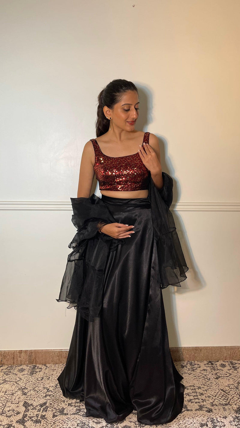 Sheela x Tyohaar | Sleeveless Black & Red Sequined Shimmer Saree Blouse with Round Neck-Binks