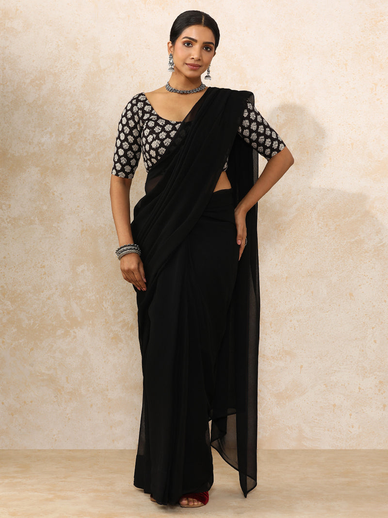 Smriti x Rozaana | Elbow Sleeves Saree Blouse in Black Floral Block Print Cotton-Binks