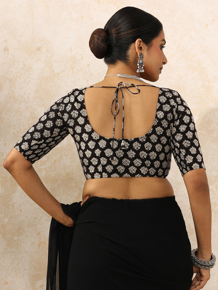 Smriti x Rozaana Saree Blouse, in Black 100% Cotton - Block Printed, featuring elbow sleeves and round neckline (view 2).