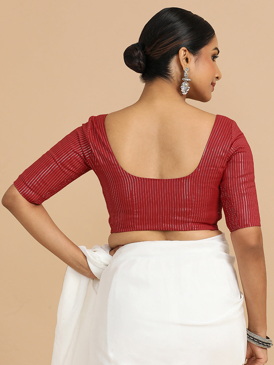Sonal x Rozaana Saree Blouse, in Red 100% Cotton & Lurex, featuring elbow sleeves and round neckline (view 2).