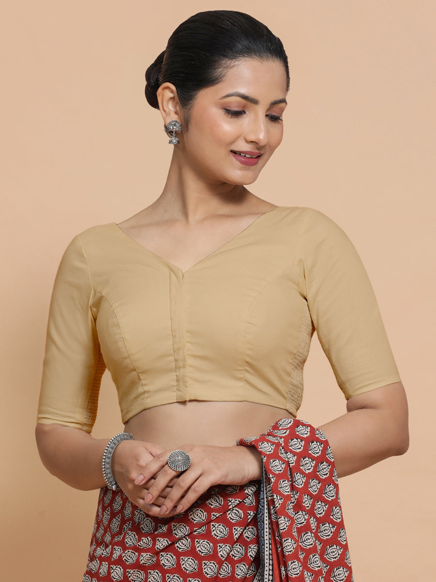 Sonia x Rozaana Saree Blouse, in Beige Linen, featuring elbow sleeves and v-neckline, made for daily & work (view 5).
