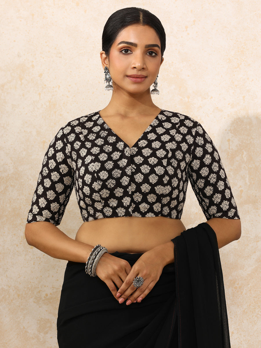 Suneeta x Rozaana Saree Blouse, in Black 100% Cotton - Block Printed, featuring elbow sleeves and v-neckline (view 5).