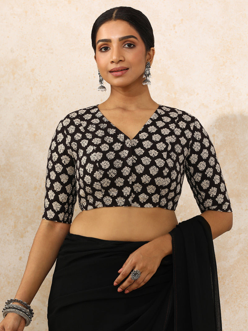 Suneeta x Rozaana | Elbow Sleeves Saree Blouse in Black Floral Block Print Cotton-Binks