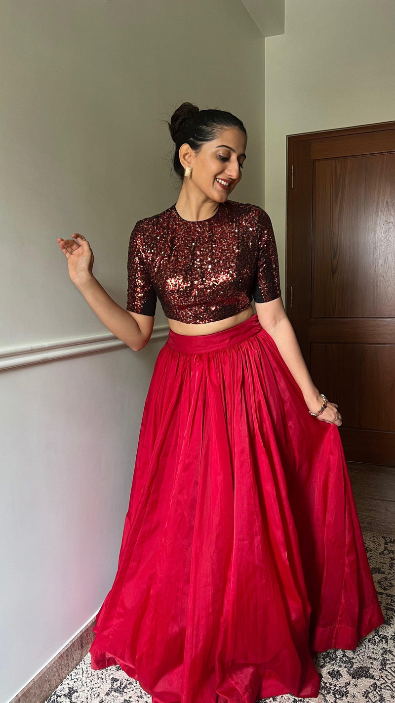 Surina x Tyohaar | Elbow Sleeves Red Sequined Shimmer Saree Blouse with Jewel Neck-Binks