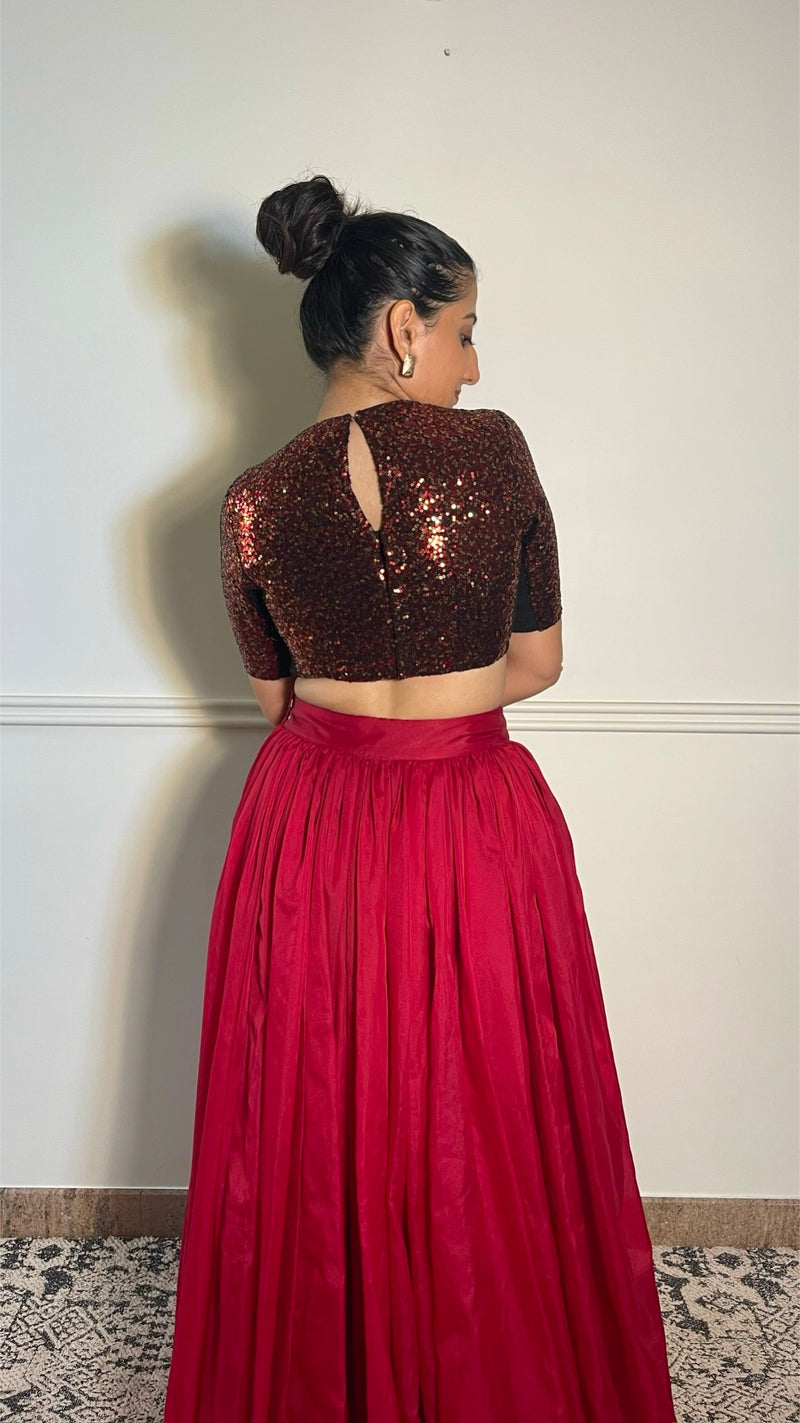 Surina x Tyohaar | Elbow Sleeves Red Sequined Shimmer Saree Blouse with Jewel Neck-Binks