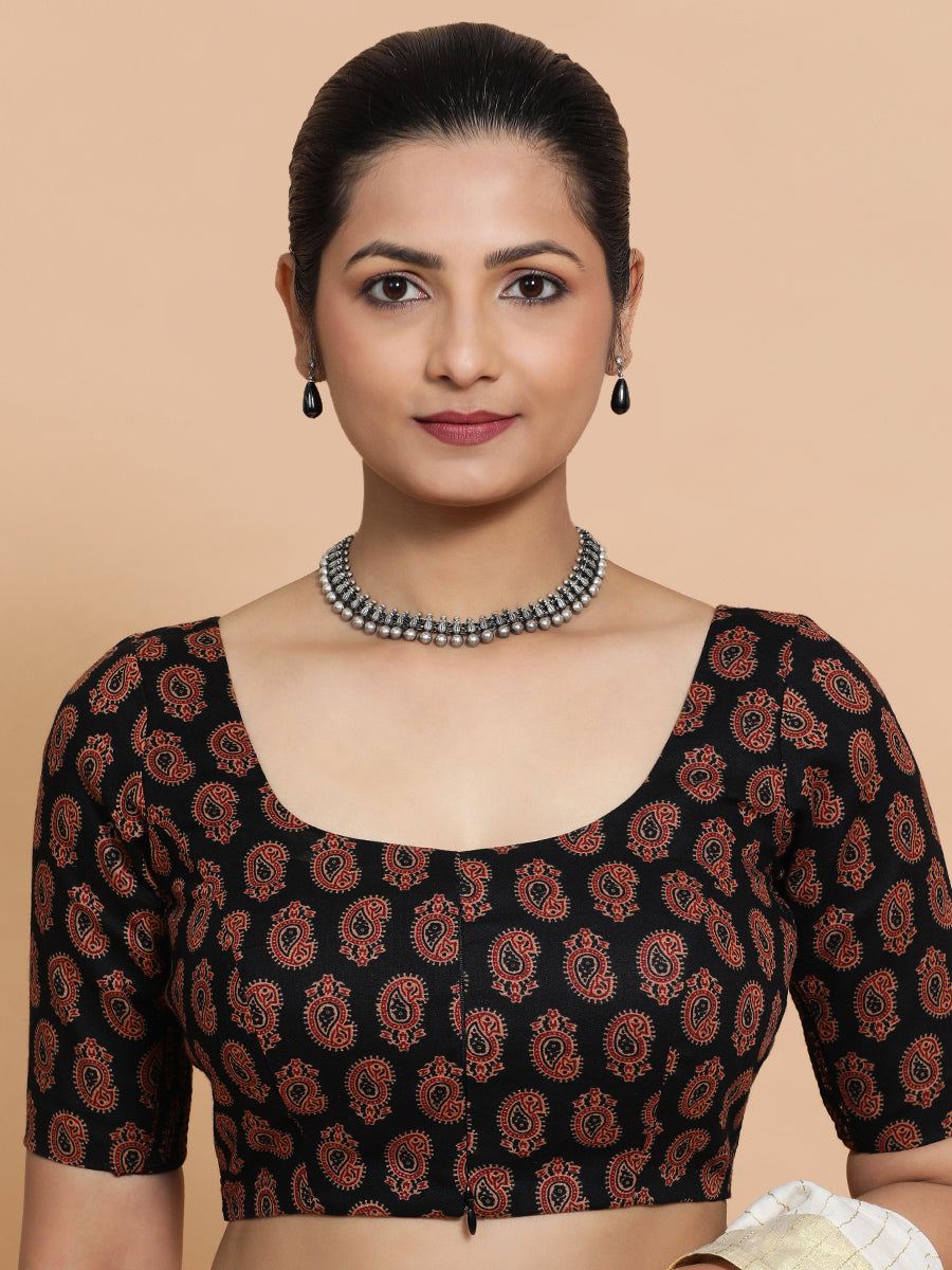 Tara x Rozaana Saree Blouse, in Black Cotton, featuring elbow sleeves and round neckline, made for daily & work (view 8).