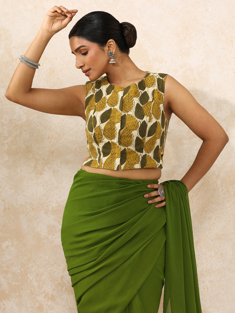 Tasmiya x Rozaana | Sleeveless Saree Blouse in Olive Foliage Block Print Cotton-Binks
