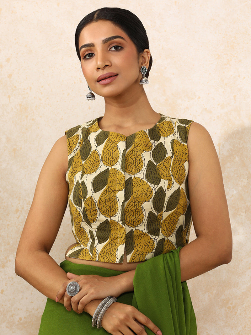 Tasmiya x Rozaana | Sleeveless Saree Blouse in Olive Foliage Block Print Cotton-Binks
