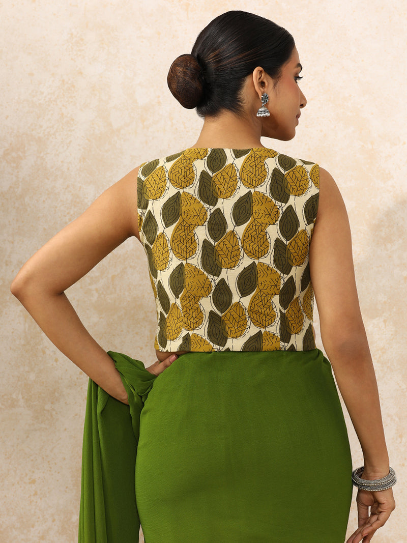 Tasmiya x Rozaana | Sleeveless Saree Blouse in Olive Foliage Block Print Cotton-Binks