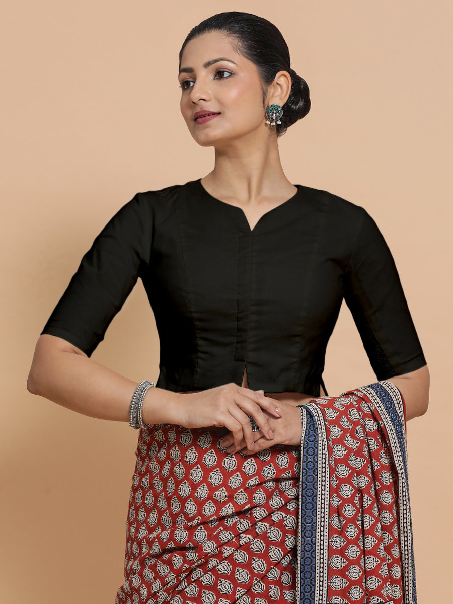 Tejasvi x Rozaana Saree Blouse, in Black Cotton, featuring elbow sleeves and round neckline, made for daily & work (view 6).