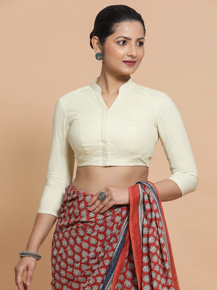 Tripti x Rozaana Saree Blouse, in White Linen, featuring three quarter sleeves and mandarin collar neckline (view 6).