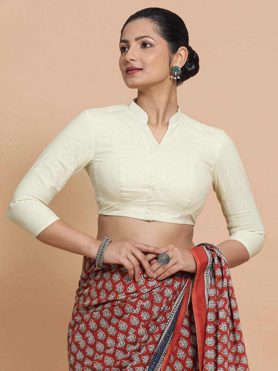 Tripti x Rozaana Saree Blouse, in White Linen, featuring three quarter sleeves and mandarin collar neckline (view 7).
