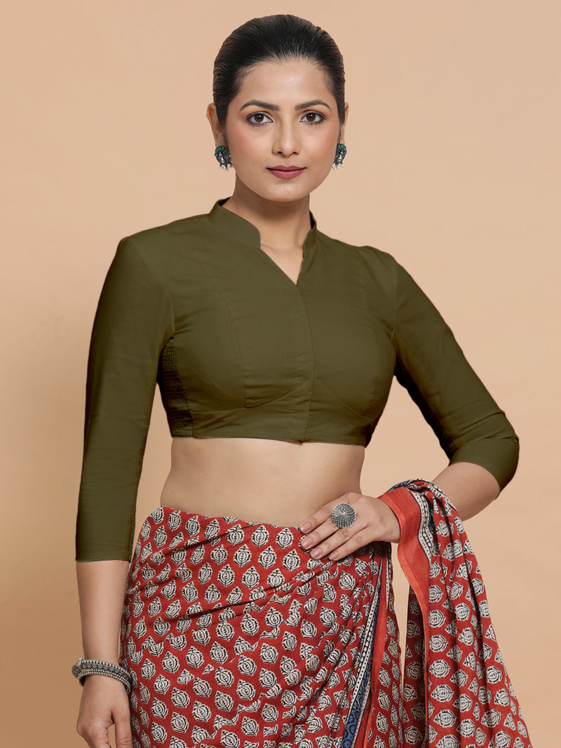 Tripti x Rozaana | Jewel Neck Saree Blouse in Deep Olive Green Linen-Binks